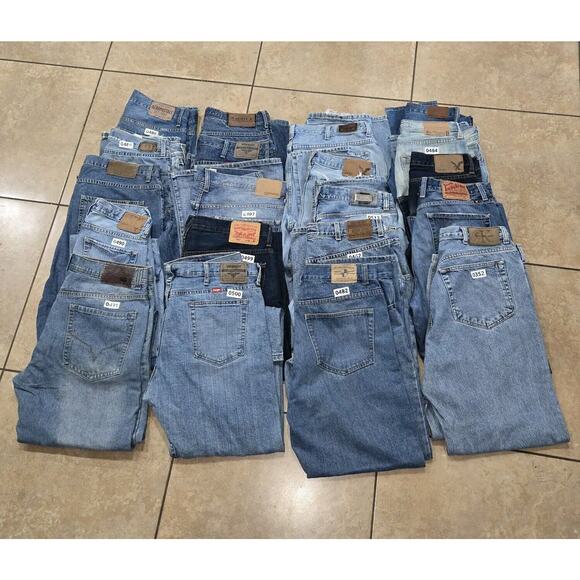 Lot of 20 Pairs of Men's Jeans Bundle Wholesale